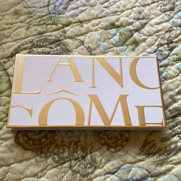 Lancôme Holiday 2023 Eye and Face Palette (New/Unused) - Picture 2 of 6